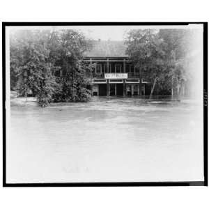  Floodwaters submerge the Victor Hotel, 1927 Flood