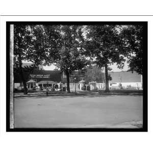  Historic Print (M): Capitol gas station 1[st. St.] & Md 