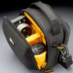  Case Logic SLMC 202 Compact Systems Camera Medium Kit Bag 