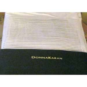  Donna Karan Pleated Hem Collection White King Bedskirt 