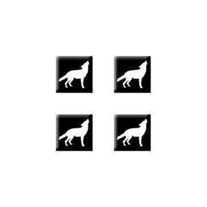  Howling Wolf   Set of 4 Badge Stickers