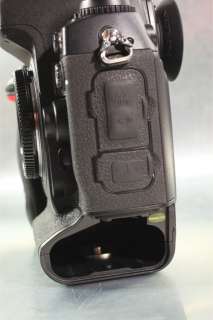 Nikon D2x 12.4MP Digital Camera D2 X Body Set +VERY Low Shutter Count 