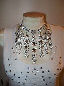 WHITE HOUSE BLACK MARKET BEAUTIFUL AND DIFFERENT CRYSTAL CASADE BIB 
