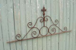 Wrought Iron Circle Wall Hanging, Metal Art Work   Nicely Made   Great 