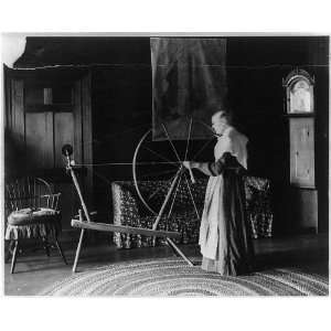  Spinning,Wadsworth Hall,c1909,old woman spinning wheel 