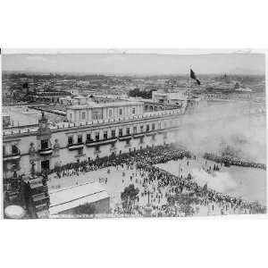  Cannons firing salute amid crowd,May 5,c1884,Plaza de 