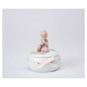  Fine Porcelain Girl Praying Figurine: Home & Kitchen