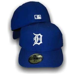  Detroit Tigers New Era 5950 Royal Blue Fitted Cap: Sports 