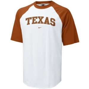  Nike Texas Longhorns White Classic Raglan T shirt: Sports 