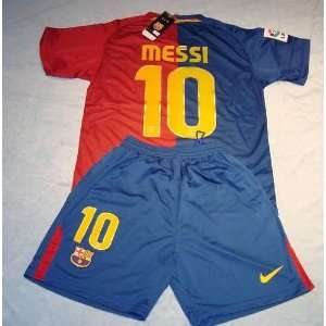    Barcelona home 08/09 # 10 Messi kids size Medium