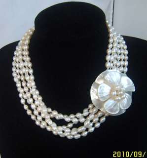 MULTI STRAND NECKLACE WITH PEARL&MOP SHELL FLOWER  