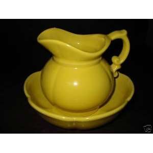  Mccoy Pitcher and Basin, Yellow 
