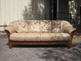 Ekornes Stressless Sofa Couch Leather Danish Modern MANHATTAN Tan Teak 