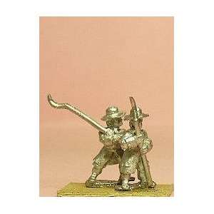   ): Assorted Infantry (Lochaber Axe & Scythes) [BRO81]: Toys & Games