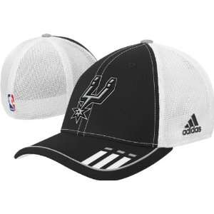 San Antonio Spurs 2009 2010 Official Team Flex Fit Hat 