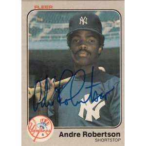    1983 Fleer #396 Andre Robertson Yankees Signed 