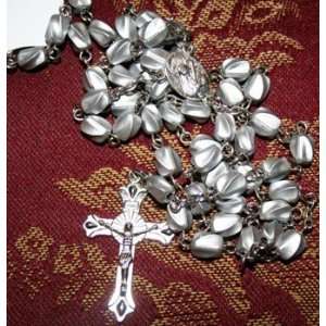 Unique Silver tone Rosary: Everything Else