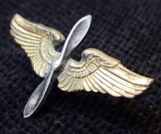 WW1 US Military Collar Wings Pin Dog Utica USA Maker Air Force WWII 