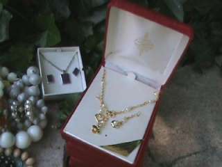 For your consideration is a vintage costume jewelry lot. Nearly all 