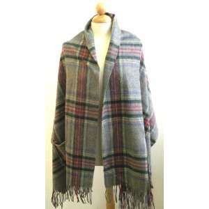 Wrap Yourself in The Elegant Warmth of Cashmere & Wool Shawl! This 