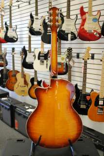 Godin 5th Ave Jazz Acoustic Electric Guitar   Natural Flame High Gloss 