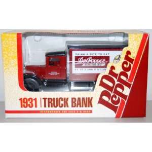  DR PEPPER 1931 TRUCK BANK BY ERTL COLLECTIBLES: Toys 