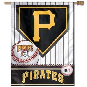 Pittsburgh Pirates Flag   Vertical 27X37 Outdoor House Flag:  