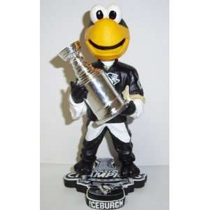  Pittsburgh Penguins Iceburgh Mascot Stanley Cup Bobble 