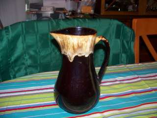 VINTAGE RRP CO. BROWN DRIP 10 WATER PITCHER  