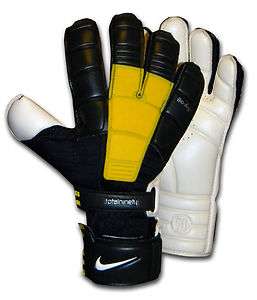 Nike Total 90 Confidence goalkeeper gloves adult size  