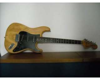 Chitarra Fender Stratocaster a Lecco    Annunci