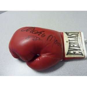  Archie Moore Signed Boxing Glove JSA COA Autograph 