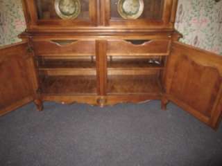 Ethan Allen Country French Lighted China Hutch Antiqued Fruitwood 236 