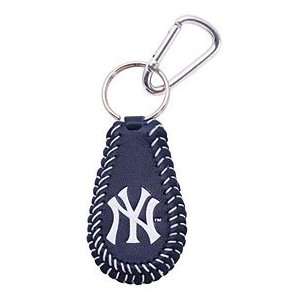  New York Yankees Keychain   Team Color Baseball Pigskin 