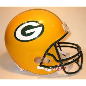   Riddell Replica NFL Green Bay PACKERS Football Helmet Sports