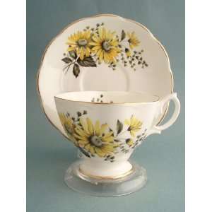 Royal Albert Bone China Tea Cup & Saucer Yellow Daisies  