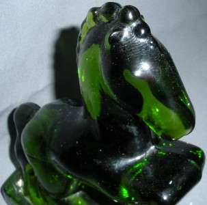 VINTAGE EMERALD GREEN L. E. SMITH FIGURAL REARING HORSE GLASS BOOKEND 