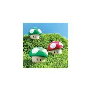  Super Mario Bros. Sour Candy Mushroom Tin: Toys & Games